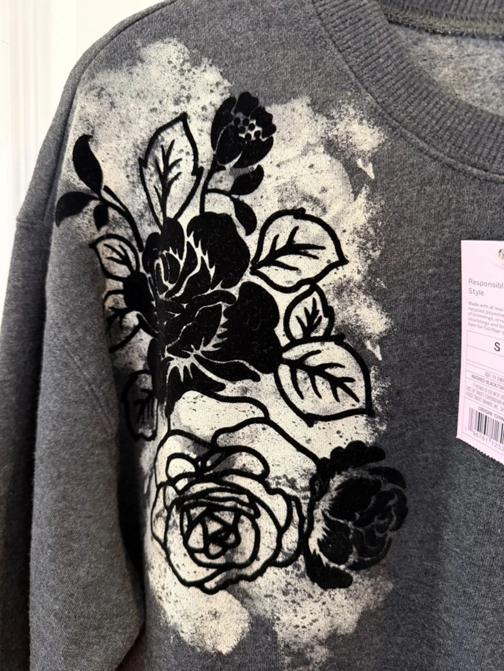 Wild Fable Heathered Dark Gray Sweatershirt With Black Velvet Embellishment - Picture 3 of 8